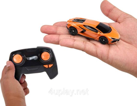 Машинка Хот Вілс Ламборгіні 1:64 на пульті управління для треку Hot Wheels Lamborghini Revuelto Mattel | Зображення 3