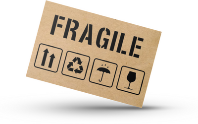 Крафт этикетка с печатью "Fragile" 40x25 мм, 250 шт/рулон, Viskom | Зображення 1