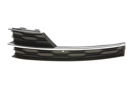 Вставка бампера без протитуманки Skoda Octavia 18- L  88071839902