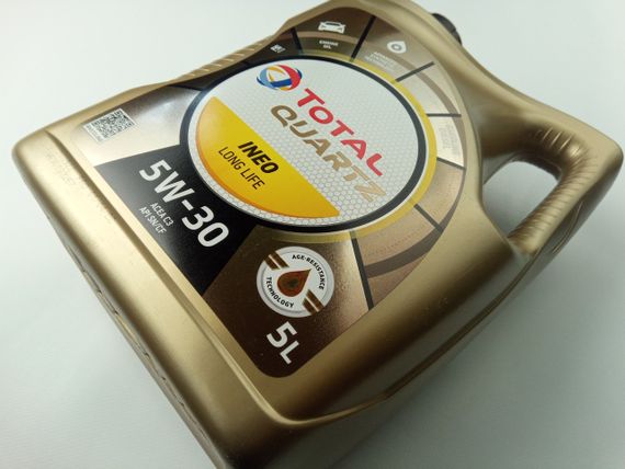 Олива моторна 5W-30 синтетична TOTAL Quartz INEO LONG LIFE 5 л. (181712) | Зображення 4
