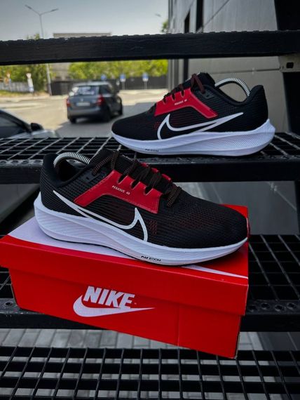 Кросівки Nike Zoom Pegasus 40 (чорно-білі) | Зображення 2