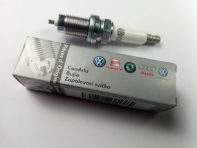 Свічка запалювання VAG (101905617) 1 шт.