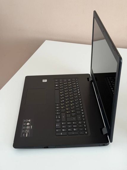 Ноутбук Б-класс Acer Aspire 3 A317-32-P62H / 17.3" (1600x900) TN / Intel Core i3-1005G1 (2 (4) ядра по 1.2 - 3.4 GHz) / 8 GB DDR4 / 256 GB SSD / Intel UHD Graphics / WebCam / Windows 11 б/у | Зображення 4