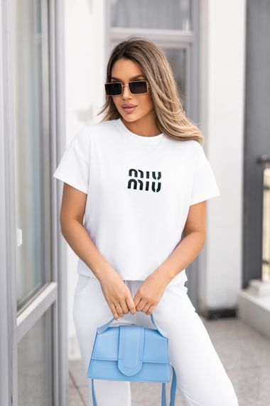 Женский летний спортивный костюм с футболкой и штанами GF1787 цвет белый размер 42/44 | Зображення 1