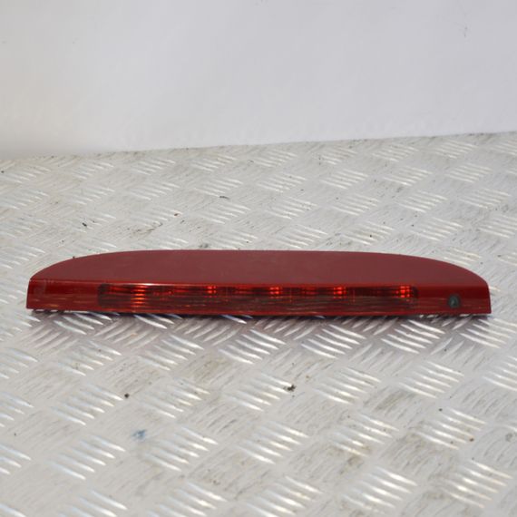 Додатковий стоп сигнал Renault Clio III 2005-2012 універсал стоп кришки багажника Рено Кліо 8200618714