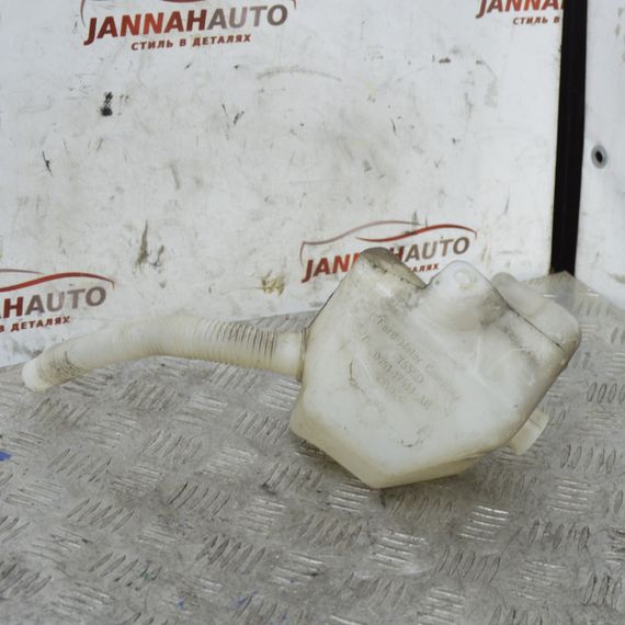 Бачок омивача скла Ford Focus II 2004-2012 Бак склоомивача Форд Фокус 2 3M5117618AE