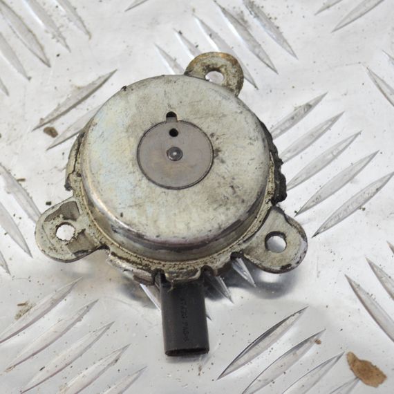 Регулятор фаз газорозподілу Ford B-Max C-Max Fiesta Focus Mondeo 2011-2024 Датчик фаз грм Форд Фієста Фокус CM5G6M280FA | Зображення 1