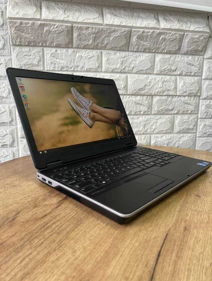 Ноутбук Dell Latitude 6540 15,6" FHD i5 4310M 8Gb SSD 256Gb Б/В | Зображення 2