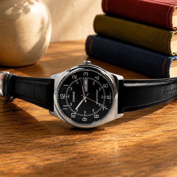 Чоловічий годинник Casio MTP-V006L-1B2 | Зображення 1