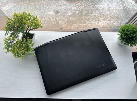 Ноутбук  Lenovo 15.6" IPS FHD 16/128 TB SSD +1TB Radeon r9 4 gb i7 Б/В | Зображення 3