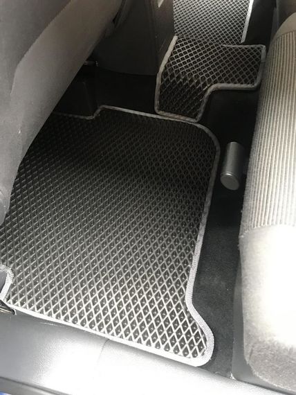 Коврики EVA (черные) для Volkswagen Touran 2003-2010 гг | Зображення 4
