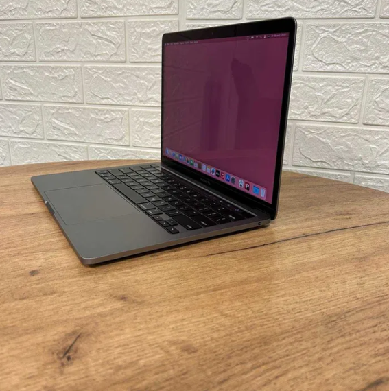 Ноутбук MacBook Pro 13 A2338 2020 Apple M1 8Gb SSD 500Gb 42цикла Б/В | Зображення 2
