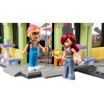 Конструктор LEGO Friends Кофейня Хартлейк-Сити (42618) | Зображення 8