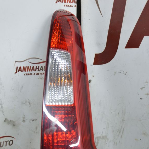 Ліхтар задній правий Volvo V50 2004-2007 дорестайл Фара стоп задня права Вольво в50 30698921 | Зображення 1