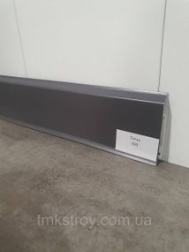 Плинтус ПВХ Grun Holz 2500*70*22мм Титан 820