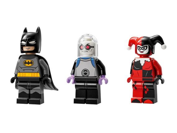 Конструктор LEGO Batman Бетмен на бетмобілі проти Харлі Квін і Містера Фріза 76274 | Зображення 4