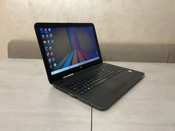 Ноутбук Б-клас HP 250 G5 / 15.6" (1366x768) TN / Intel Core i3-6006U (2 (4) ядра по 2.0 GHz) / 8 GB DDR4 / 275 GB SSD / Intel HD Graphics 520 / WebCam / DVD-RW / HDMI б/в | Зображення 3