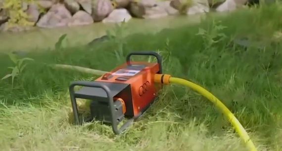 Помпа для води Pump-04 2 акб, 3м-водозабору, 5м-шланга + розпилювач | Зображення 2