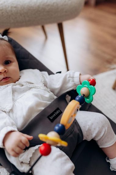 Дитячий шезлонг (крісло-гойдалка)  для новонароджених дуга з іграшками в подарунок Сірий | Зображення 3