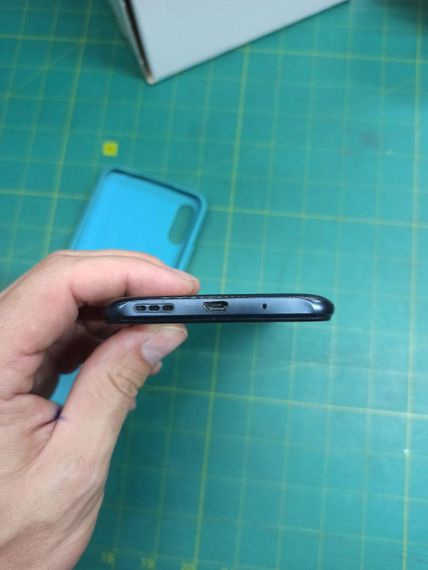 Мобільний телефон Xiaomi redmi 9a 2/32gb бу | Зображення 4
