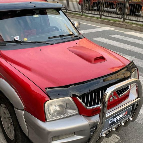 Дефлектор капота (EuroCap) для Mitsubishi L200 1996-2006 рр | Зображення 1