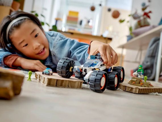 Конструктор LEGO City Космічний дослідницький всюдихід й інопланетне життя (60431) | Зображення 7
