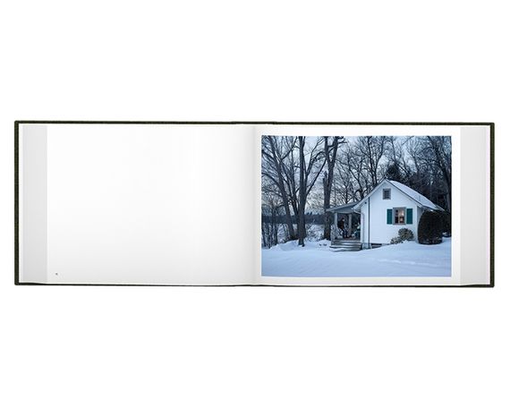 Книга photography Gregory Crewdson: Cathedral of the Pines книги с фотографиями известных фотографов | Зображення 3