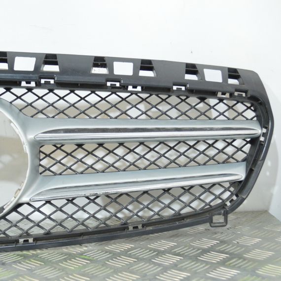 Решітка радіатора Mercedes A-Class W176 2012-2018 Решітка переднього бампера Мерседес в176 A1768880260 | Зображення 3