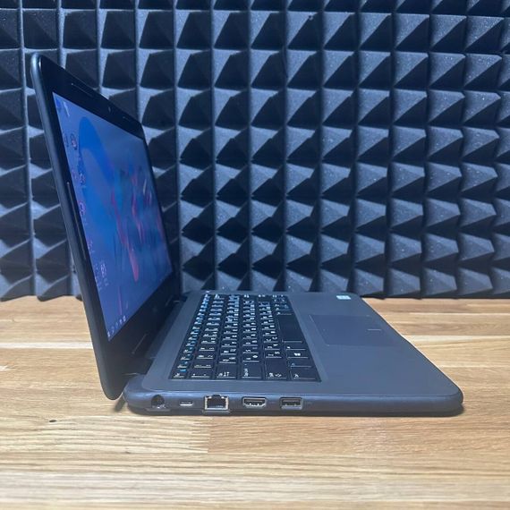 Ноутбук Dell Latitude 3310 / 13.3" (1366x768) TN / Intel Core i3-8145U (2 (4) ядра по 2.1 - 3.9 GHz) / 8 GB DDR4 / 128 GB SSD / Intel UHD Graphics / WebCam б/у | Зображення 2