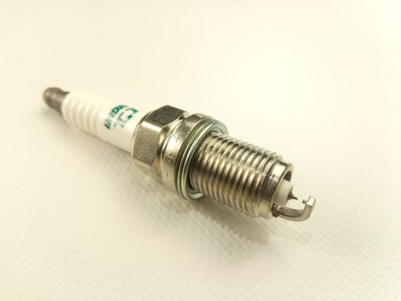 Свічка запалювання DENSO IRIDIUM TT IQ20TT.4/IT07 ВАЗ 2110-2112 16 кл.  4 шт. в упак.ЦЕНА ЗА ШТУКУ (2112 | Зображення 1