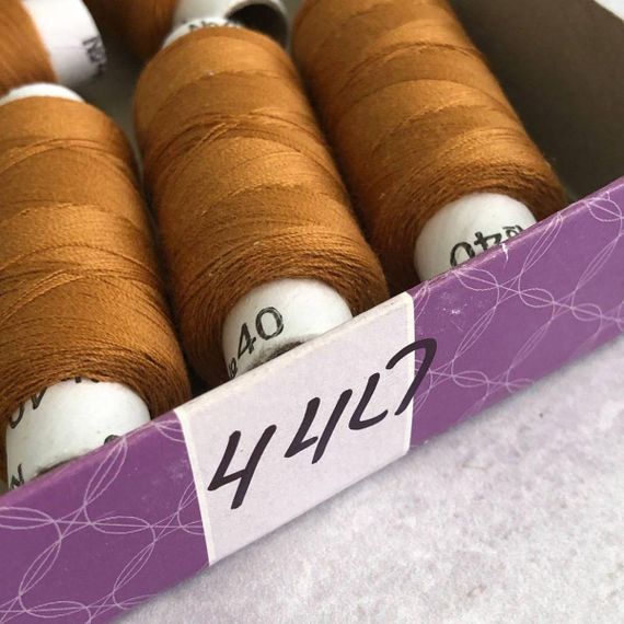 440 Нитки в котушках, для шиття 100% поліестер 40/2 (боб 200м) | Зображення 2