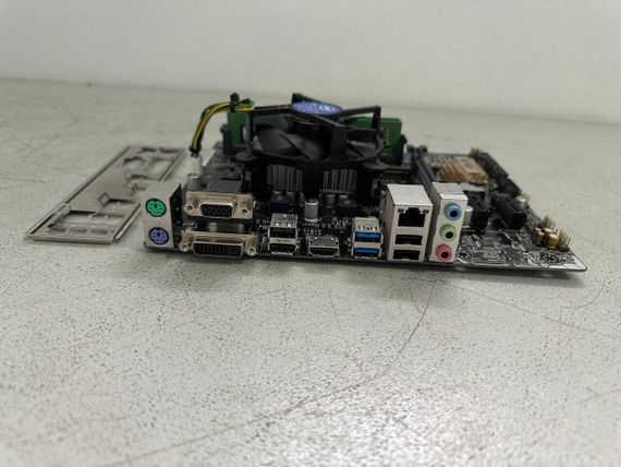 Комплект: материнская плата Asus H110M-A/M.2 / Intel Core i3-6100 (2 (4) ядра по 3.7 GHz) / 8 GB DDR4 / 128 GB SSD M.2 / Intel HD Graphics 530 / Socket LGA1151 / Кулер BOX б/у | Зображення 2
