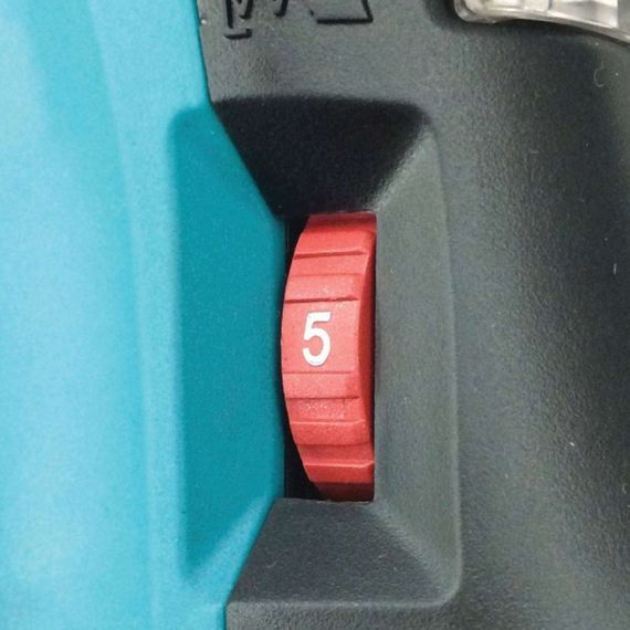 Молоток відбійний мережевий Makita HM1111C (11.2 Дж, 1100-2650 хв-1, 1300 Вт, SDS-MAX, AVT, 8 кг) | Зображення 2