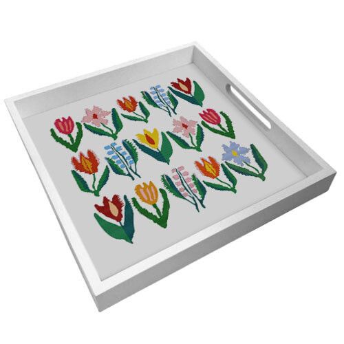 Піднос (таця) квадратний з дерева Весна красна 30x30x4 см (PDN_TR001)