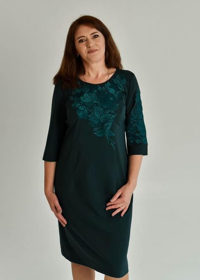 Жіноче плаття вишиванка