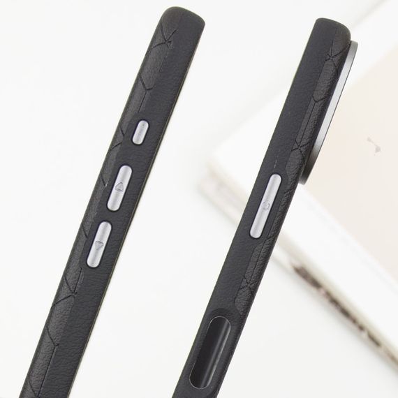 Шкіряний чохол Carved with MagSafe для Apple iPhone 16 (6.1") Black | Зображення 4