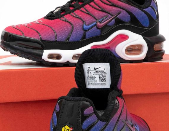 Кросівки Nike Air Max Plus TN Barcelona червоні | Зображення 3