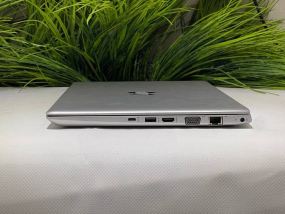 Ультрабук HP ProBook 440 G5 / 14" (1920x1080) IPS / Intel Core i3-8130U (2 (4) ядра по 2.2 - 3.4 GHz) / 16 GB DDR4 / 240 GB SSD / Intel HD Graphics 620 / WebCam б/у | Зображення 2