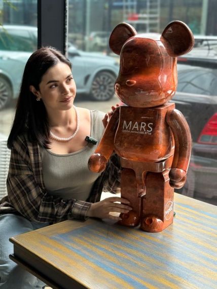 Bearbrick Planet Series Mars дизайнерська статуетка ведмідь Беарбрік 70 см mb001 | Зображення 6