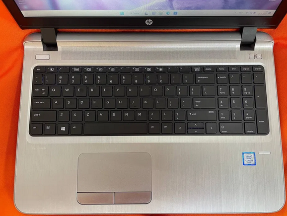 Ноутбук HP 450 G3 15.6" FHD|i5-6300U|8GB|120GB|R7 M340 | Зображення 1