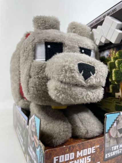 Мягкая интерактивная игрушка Волк Деннис из фильма Майнкрафт Оригинал Mattel Minecraft Dennis The Wolf | Зображення 4