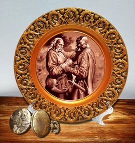 Патриотическая тарелка Отец и Сын тарелка с украинской символикой  декоративные тарелки на стену ТАРІЛКА+ПІДСТАВКА