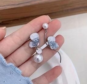Сережки с хрустальными бабочками, сережки с кристаллами и жемчужинками, сережки бабочки, серьги, серёжки