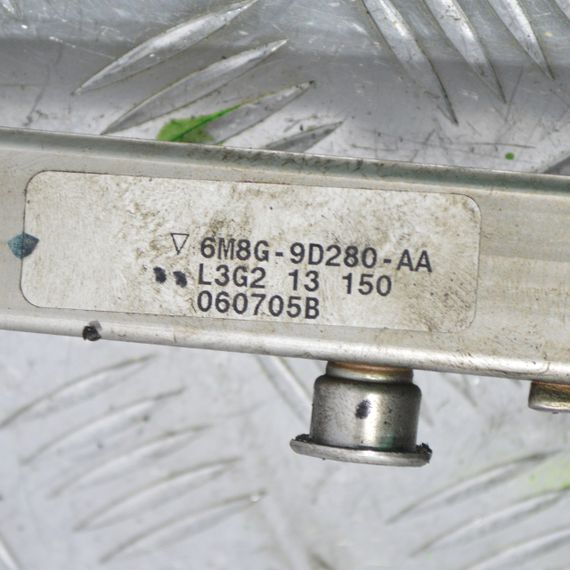 Паливна рейка 1.8 / 2.0 16V Mazda 5 2005-2010 Паливна рампа Мазда 5 6M8G9D280AA | Зображення 2