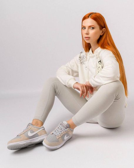 Женские кроссики SB Dunk Low PRM Grey Beige Suede , Вьетнам , весна/лето/осень | Зображення 2