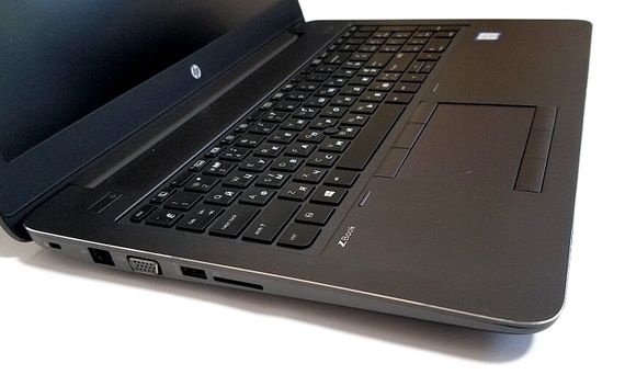 Мобильная рабочая станция HP ZBook 15 G3 / 15.6" (1920x1080) TN / Intel Core i7-6700HQ (4 (8) ядра по 2.6 - 3.5 GHz) / 16 GB DDR4 / 256 GB SSD M.2 / AMD FirePro W5170M, 2 GB GDDR5, 128-bit / WebCam / Win 10 Pro б/у | Зображення 2