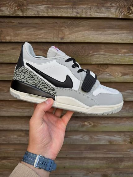 Кросівки Nike Air Jordan Legacy 312 Low (світло сірі) | Зображення 8