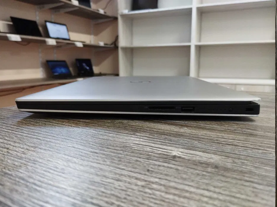 Ноутбук Dell XPS 15 9560|15.6"FHD,IPS/16Гб/GTX-1050 4GB/512 SSD | Зображення 4