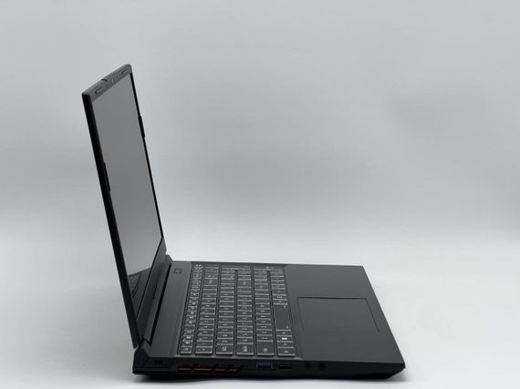 Ігровий ноутбук XPG Xenia 15G / 15.6" (1920x1080) IPS / Intel Core i7-13700H (14 (20) ядер по 2.4 - 5.0 GHz) / 16 GB DDR5 / 960 GB SSD / nVidia GeForce RTX 4070, 8 GB GDDR6, 128-bit / WebCam б/в + Подарунок Бездротова миша HOCO GM28 | Зображення 2
