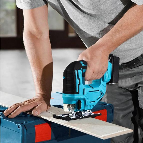 Аккумуляторный бесщеточный лобзик 24V с 2 АКБ в пластиковом кейсе с регулировкой скорости и угла наклона TG-79